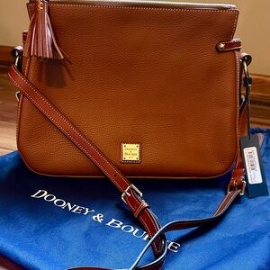 Dooney & Bourke Pebble Grain Scarlett Sac
